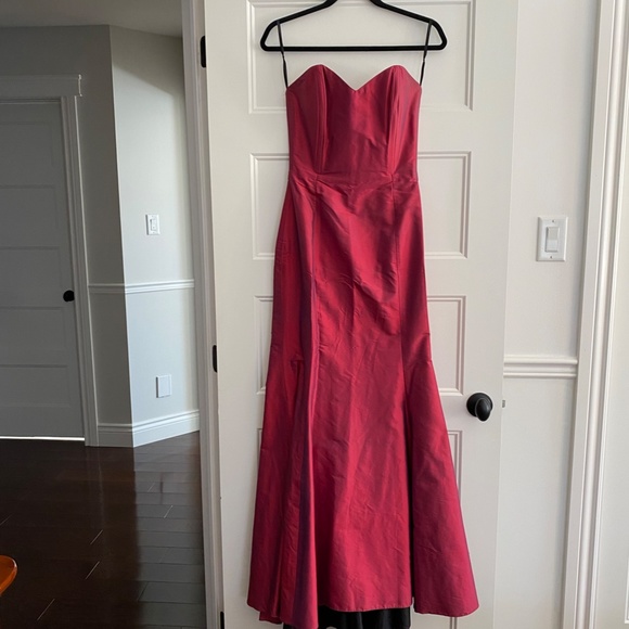 Anu Pam Classic Red Silk Prom / Wedding Dress - Picture 6 of 9